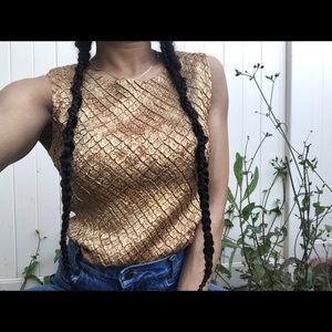 GOLD Plissé brand 100% polyester vintage top